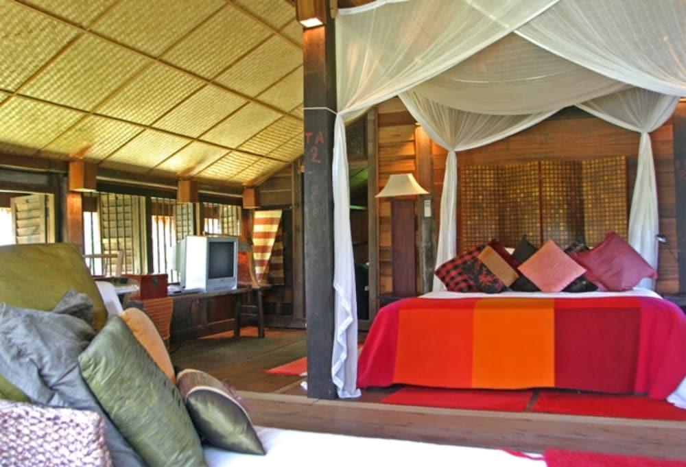 Bon Ton Antique Wooden Villas Pantai Cenang  Zewnętrze zdjęcie