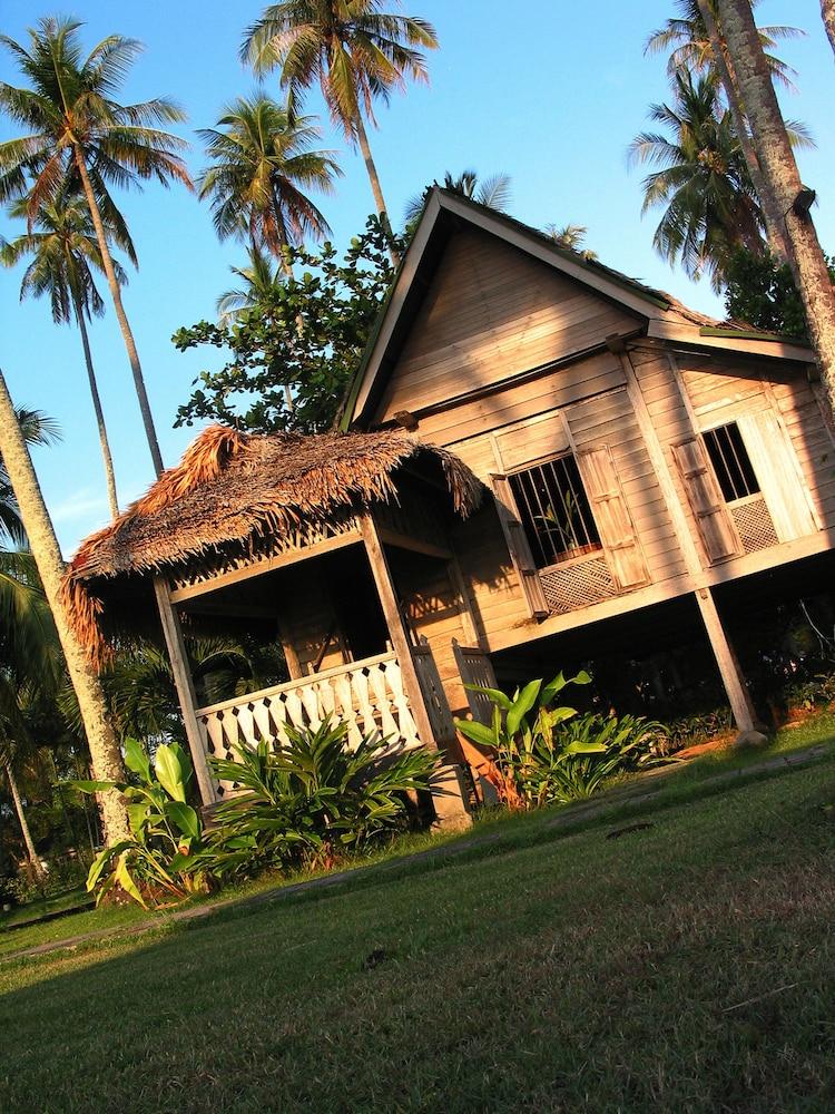 Bon Ton Antique Wooden Villas Pantai Cenang  Zewnętrze zdjęcie