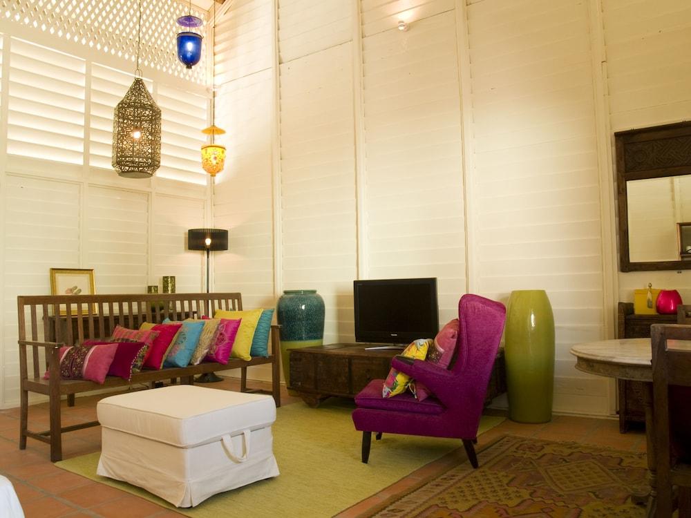 Bon Ton Antique Wooden Villas Pantai Cenang  Zewnętrze zdjęcie