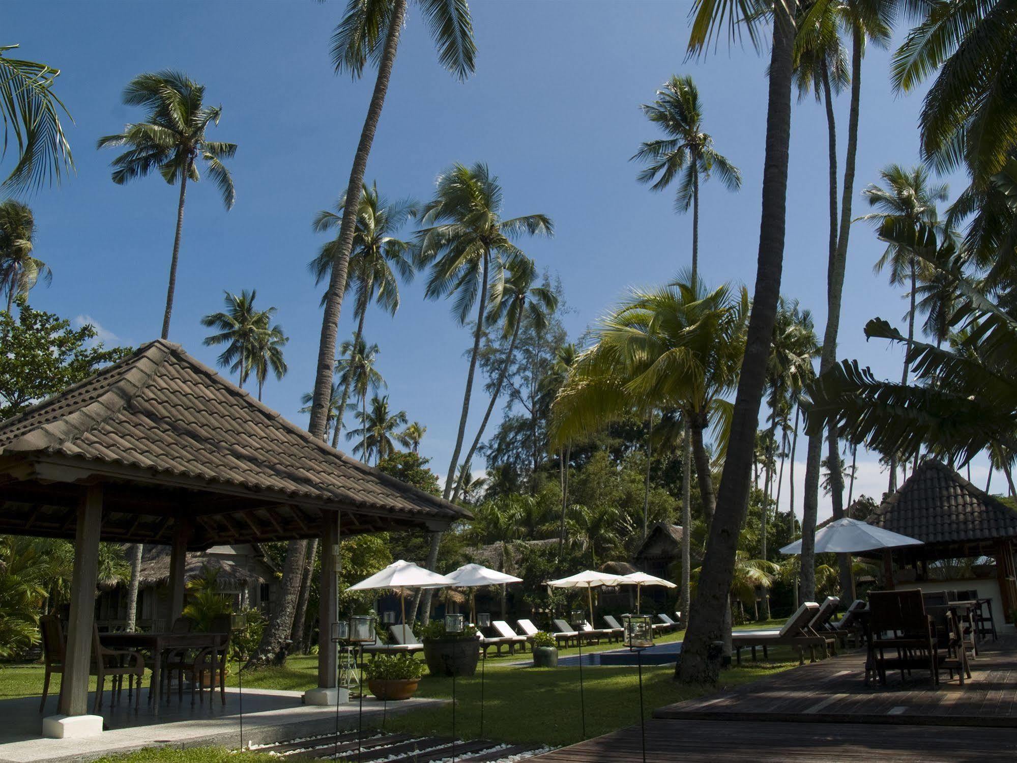 Bon Ton Antique Wooden Villas Pantai Cenang  Zewnętrze zdjęcie